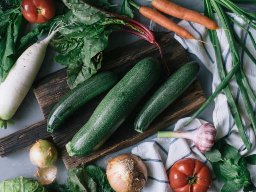 Do Parrots Eat Zucchini? Raw VS Cooked Benefits Talkie Parrot